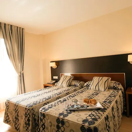 Dona Paula Otel