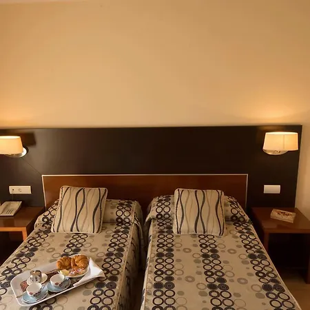 Otel Dona Paula Garray