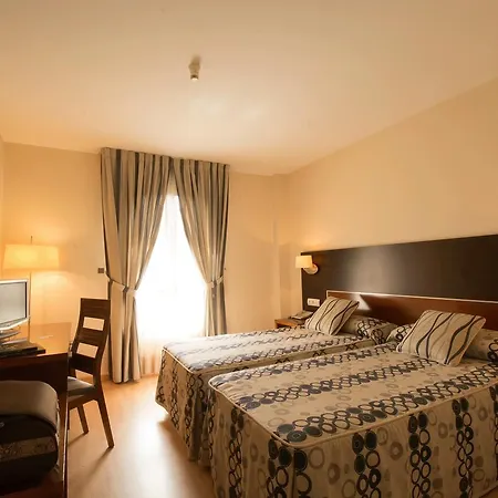 Otel Dona Paula Garray