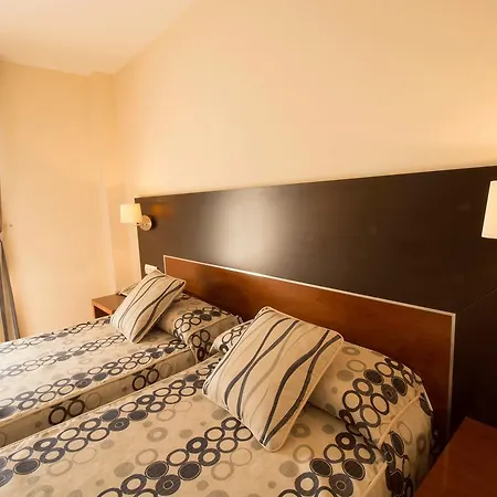 Otel Dona Paula 3*